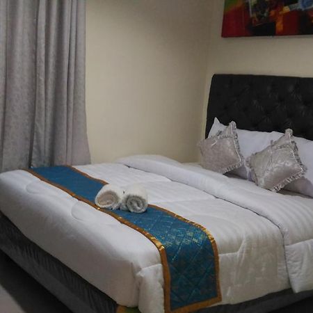 Diponegoro House Hotel Salatiga Zewnętrze zdjęcie
