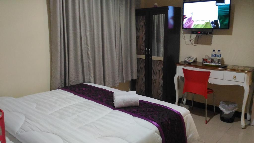 Diponegoro House Hotel Salatiga Zewnętrze zdjęcie