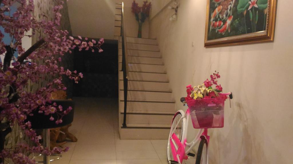 Diponegoro House Hotel Salatiga Zewnętrze zdjęcie