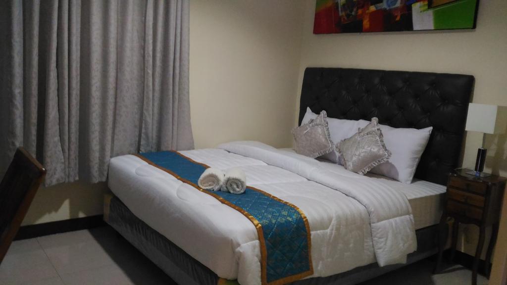 Diponegoro House Hotel Salatiga Zewnętrze zdjęcie